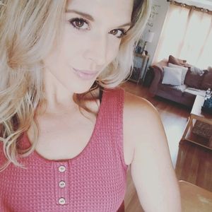 Meet your Posher, Sheila